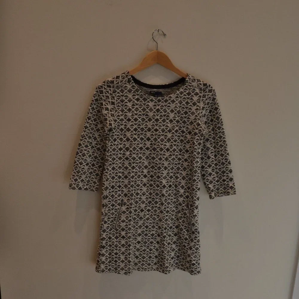 Gap Kids Girls Size XXL (14-16) Black and White Long Sleeve Sweater Dress
